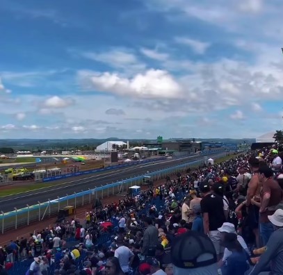 Treinos da MotoGP começam em Goiânia mesmo com chuva
