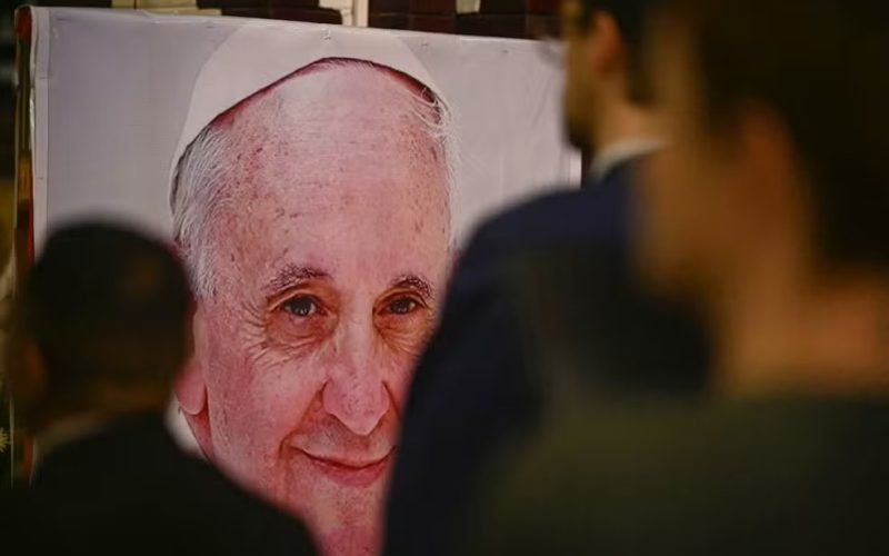 Morte de Francisco abre disputa ideológica na Igreja; novo papa será escolhido entre 5 e 10 de maio