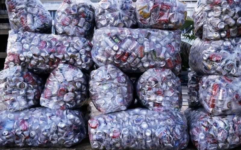 Brasil recicla menos de 10% do lixo e perde R$ 14 bilhões por ano com desperdício de resíduos
