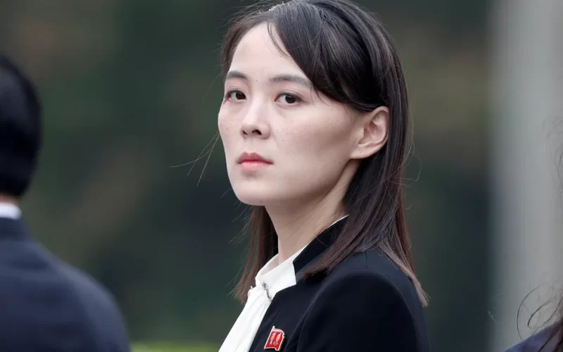 Kim Yo-jong, irmã de Kim Jong-un e cotada para assumir o poder na Coreia do Norte caso o ditador morra ou renuncie, em foto de março de 2019.