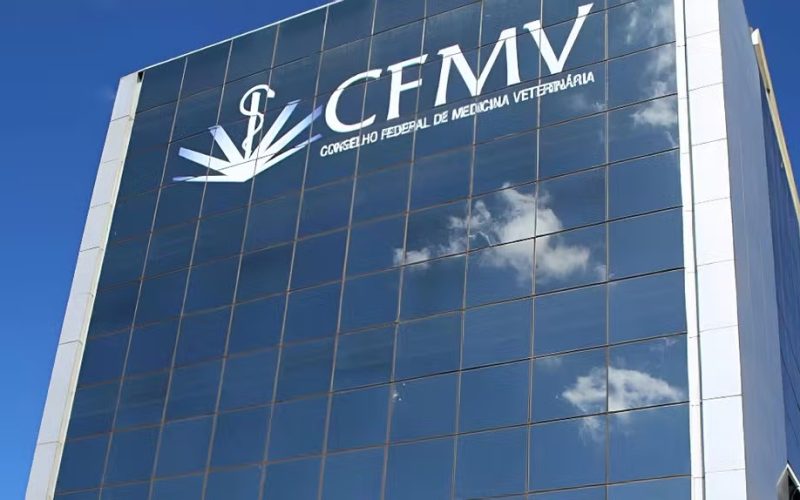 CFMV abre concurso com salários de até R$ 11 mil e 181 vagas; provas em agosto