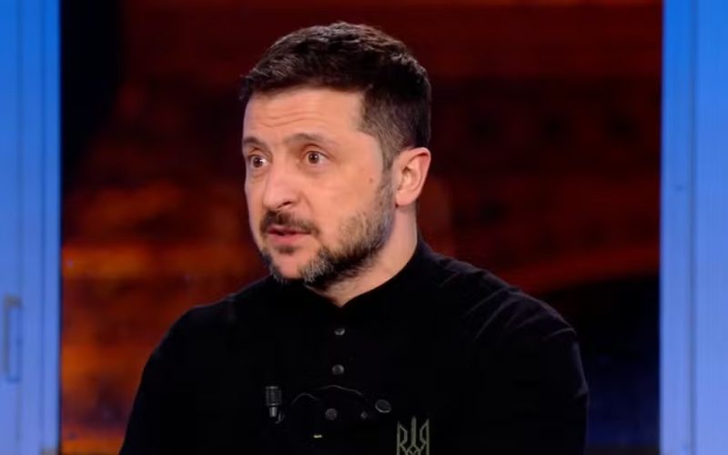 Zelensky rejeita condições da Rússia para cessar-fogo e critica suspensão de sanções