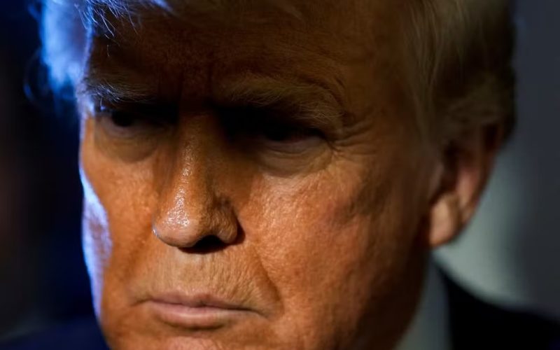 Senado dos EUA vota hoje para derrubar tarifas de Trump após retração econômica e pressão bipartidária