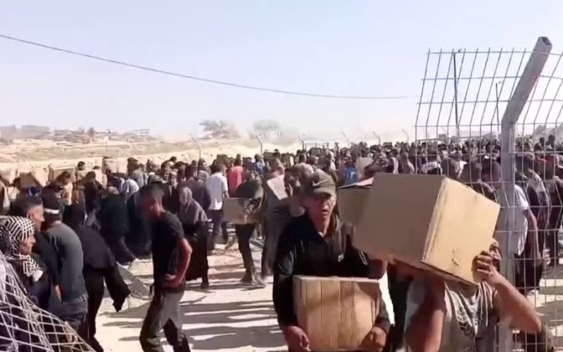 Caos em Gaza: distribuição de ajuda é suspensa após invasão e tumulto em centro de alimentos
