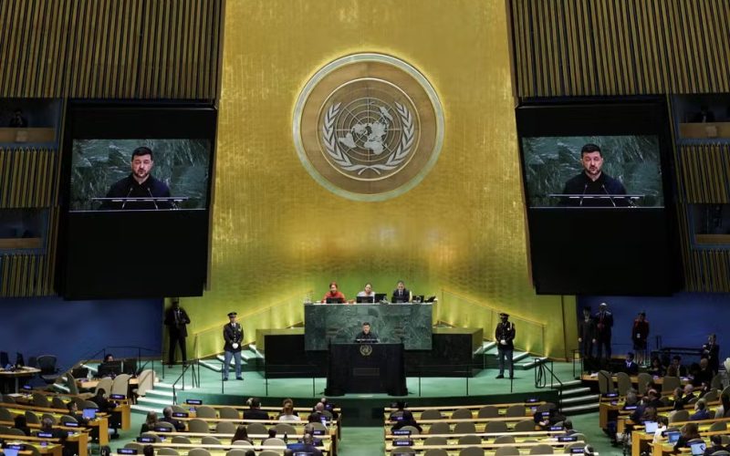 Zelensky alerta na ONU sobre expansão da guerra e anuncia exportação de armas ucranianas