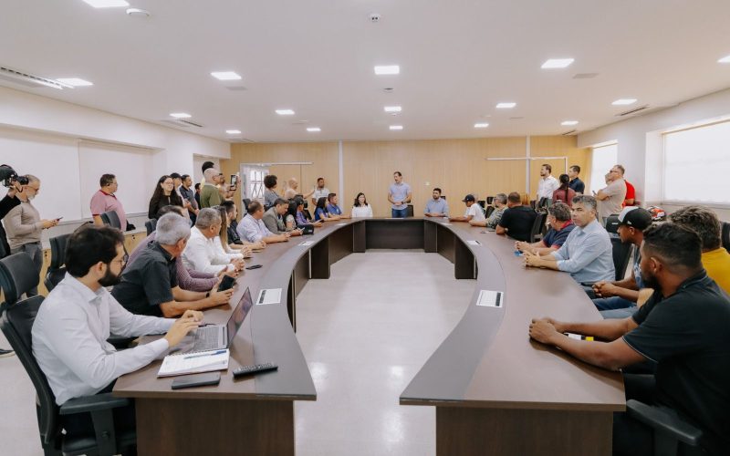 Senador Canedo adere à plataforma Contrata +Brasil e facilita contratação de pequenos serviços