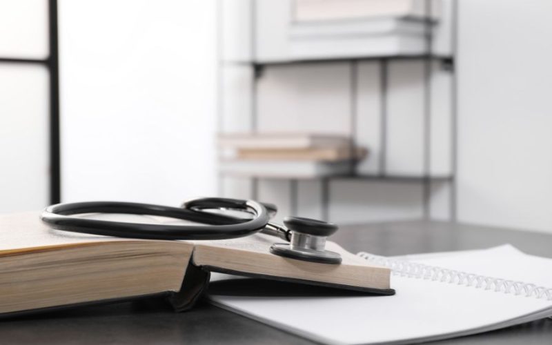 Inscrições do Enamed terminam hoje; prova será usada para avaliar cursos e selecionar para residência