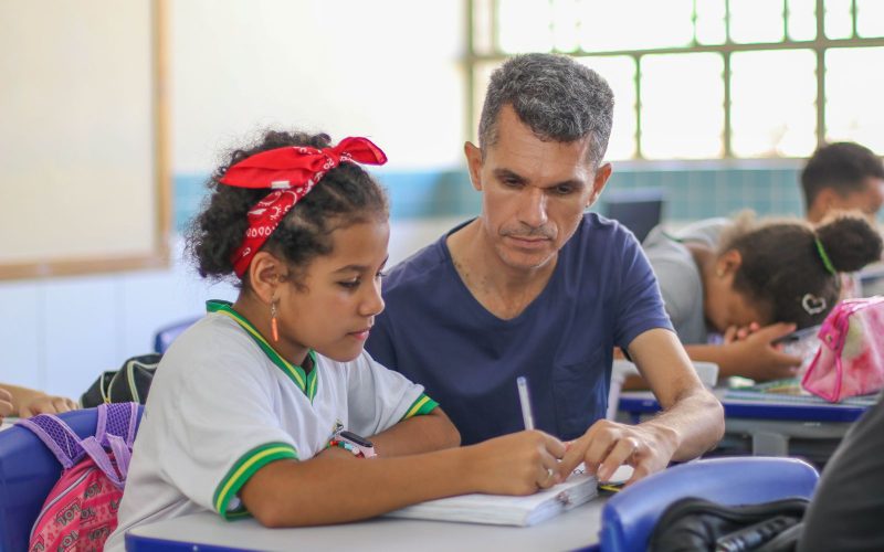 Senador Canedo Lança Projeto de Escolas em Tempo Integral para 2025.