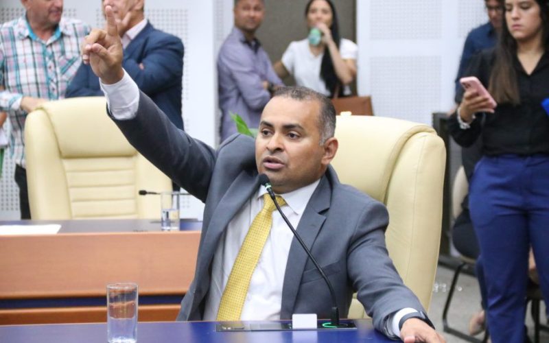 LOA 2025: vereadores propõem 800 emendas; votação será dia 24