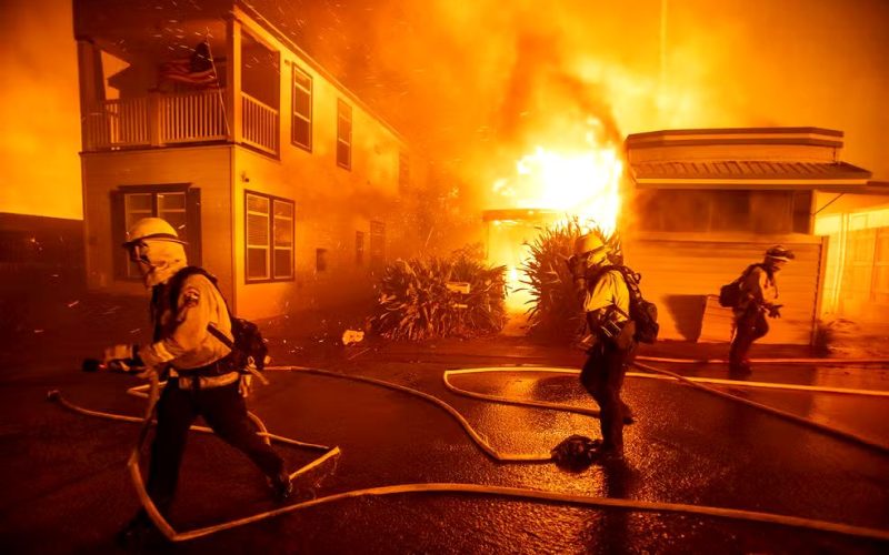 Incêndios Históricos em Los Angeles: Entenda o Que Está Por Trás das Chamas Fora de Época