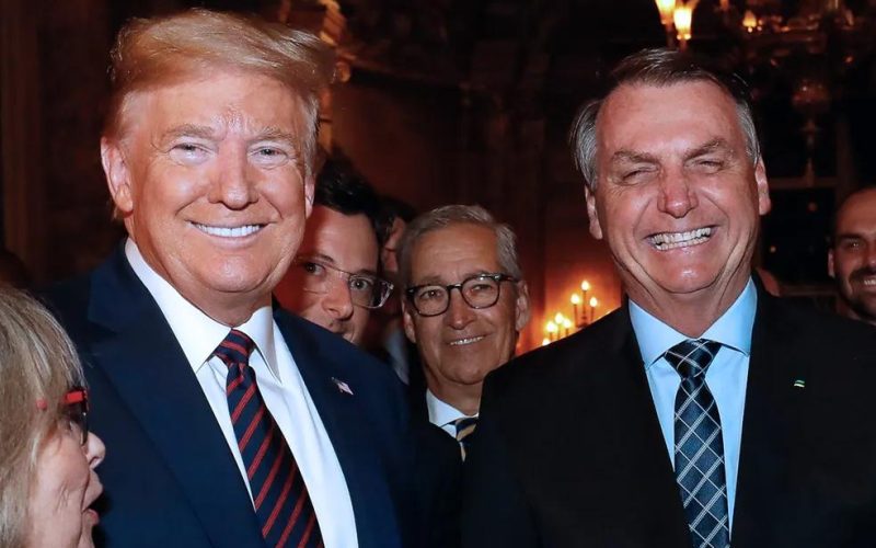 STF nega devolução de passaporte a Bolsonaro e aponta risco de fuga em meio a investigação por tentativa de golpe