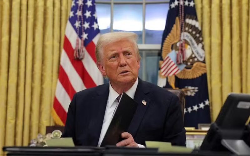 Trump suspende entrada de refugiados já aprovados, afetando milhares, incluindo afegãos