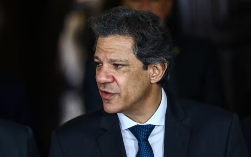 Haddad diz que inflação entre 4% e 5% está dentro da normalidade para o real