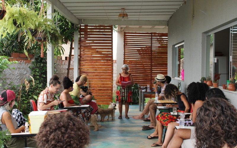 Aparecida de Goiânia recebe projeto gratuito de formação para escritores e poetas