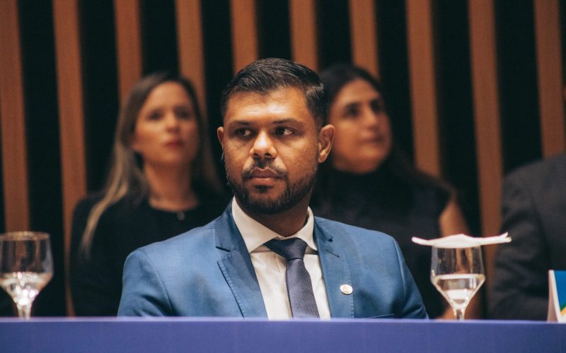 Legenda: Presidente da Câmara Municipal de Goiânia, Romário Policarpo (PRD)