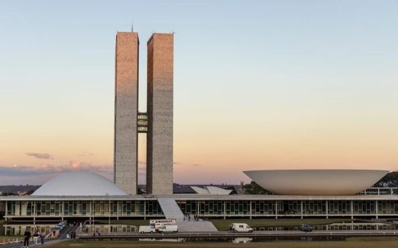 Impasse na Câmara: definição do comando das comissões é adiada para próxima semana