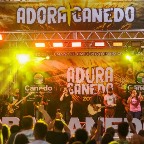 Evento Adora Canedo reúne comunidade para noite de louvor em Senador Canedo