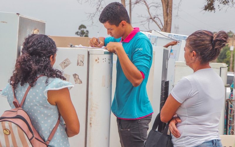 Mutirão da Equatorial leva serviços gratuitos, sorteio de geladeiras e cursos para Senador Canedo