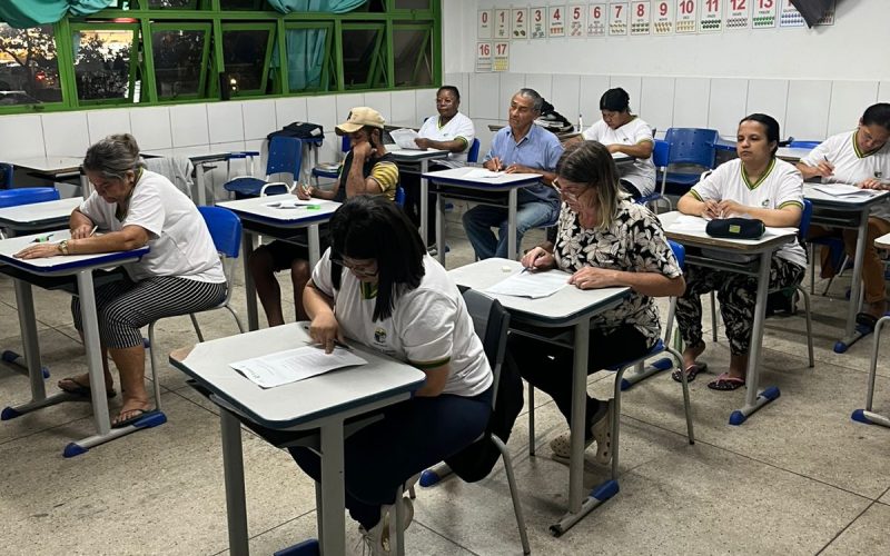 Senador Canedo aplica provas diagnósticas da EJA e reforça compromisso com educação inclusiva