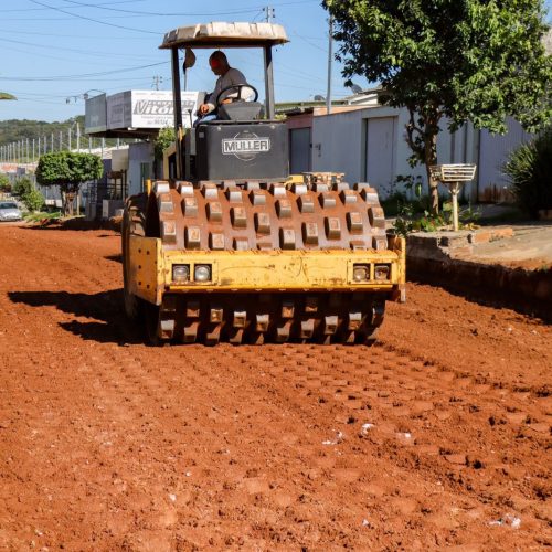 Ecológico Araguaia recebe preparação para recapeamento asfáltico