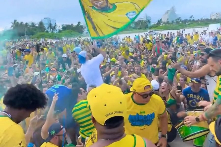 MIAMI VIRA PALCO VERDE E AMARELO: TORCIDA BRASILEIRA TOMBA A CIDADE ANTES DE BRASIL X ESCÓCIA