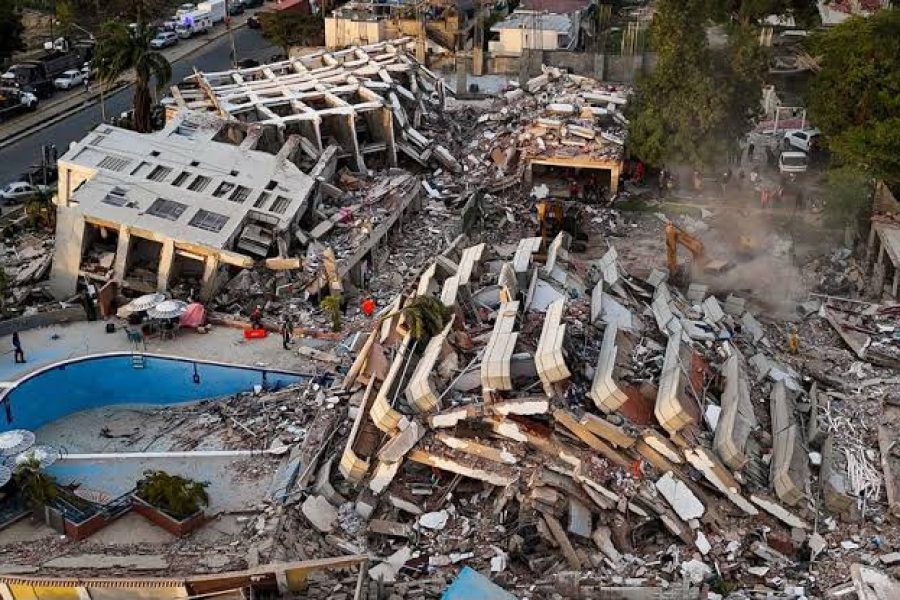 Número de mortos em terremotos na Venezuela sobe para 1.943 e milhares desaparecidos