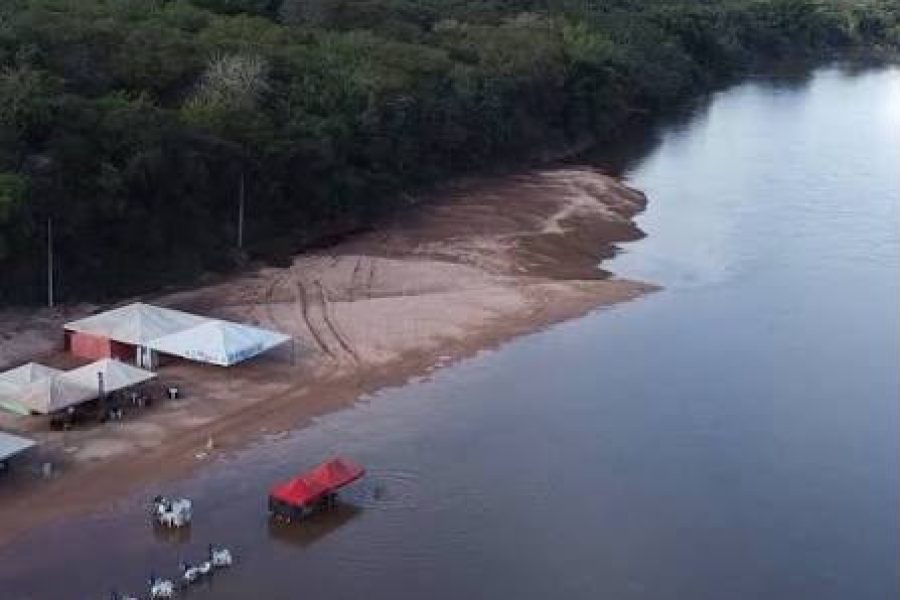Chuvas tardias elevam nível do Rio Araguaia e comerciantes se adaptam à nova realidade