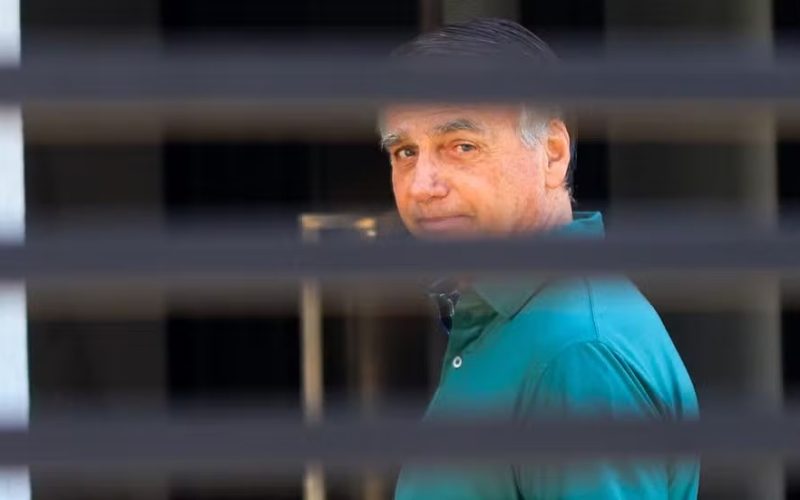 STF condena Bolsonaro e aliados por tentativa de golpe; penas incluem prisão, inelegibilidade e perda de cargos