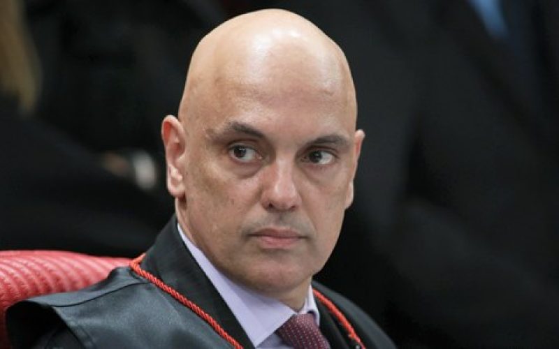 Moraes impõe tornozeleira e bloqueio de verbas a Marcos do Val por “afronta” ao STF