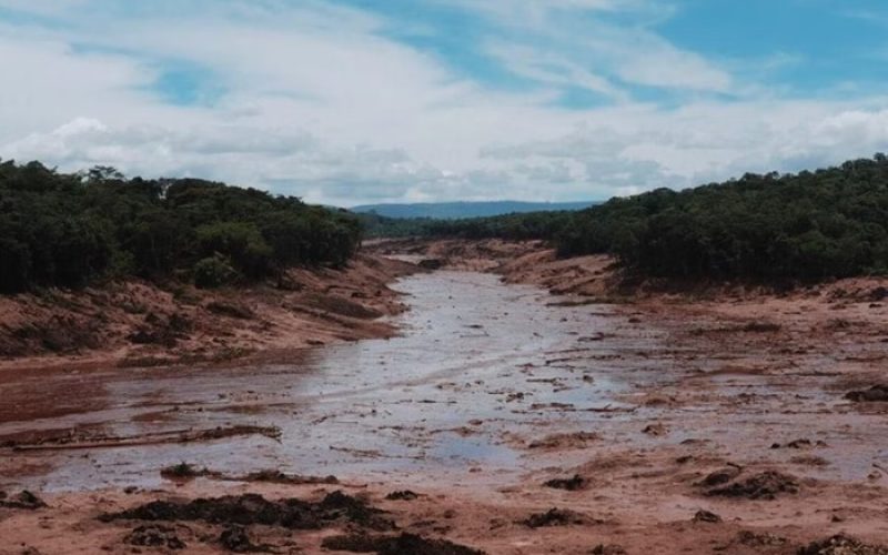 Barragem em Brumadinho entra em nível 2 de emergência e famílias começam a ser evacuadas