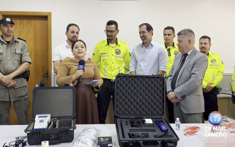Departamento Estadual de Trânsito de Goiás Entrega Etilômetros à Prefeitura de Senador Canedo para Lei Seca