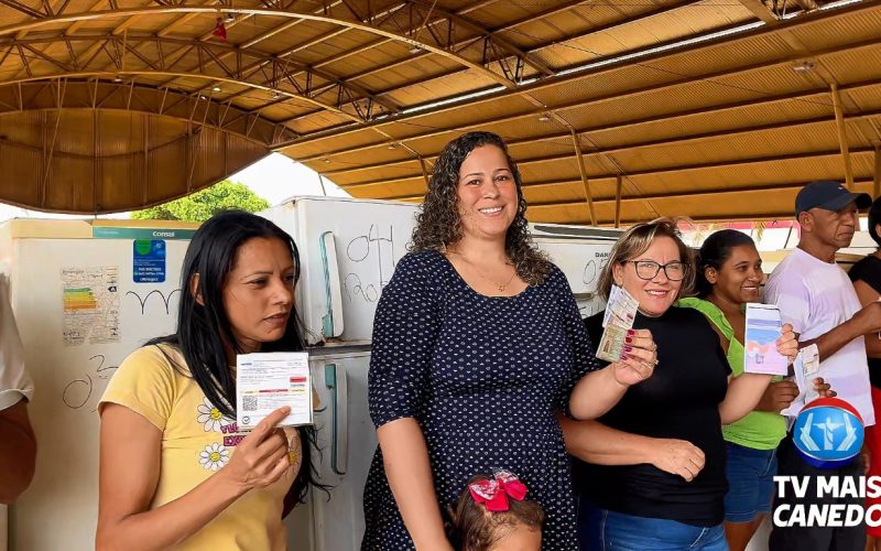 Mutirão da Equatorial entrega 35 geladeiras novas a famílias de baixa renda.