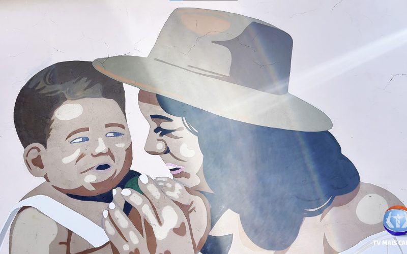 Pintura mural com propósito: Artista urbana exalta maternidade e força da mulher negra