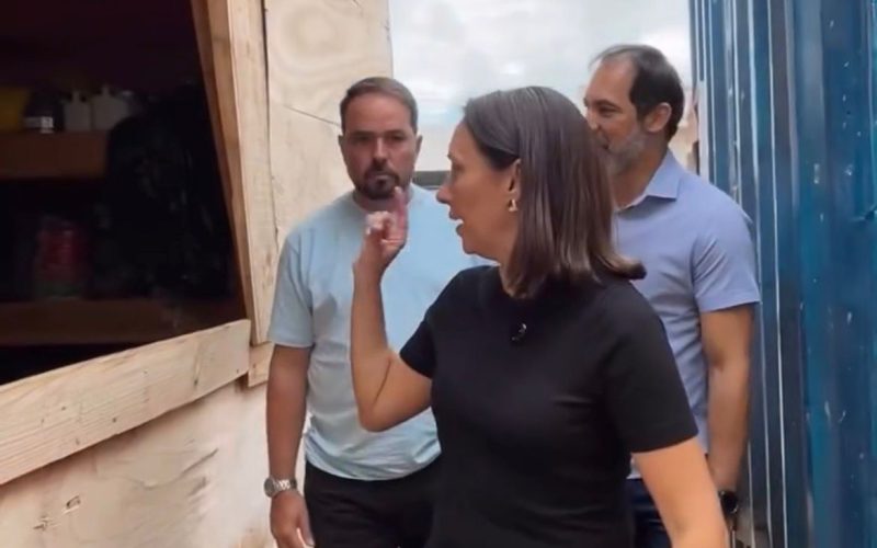 Prefeito de Senador Canedo visita obra do CAPS AD Tipo III no Morada do Bosque