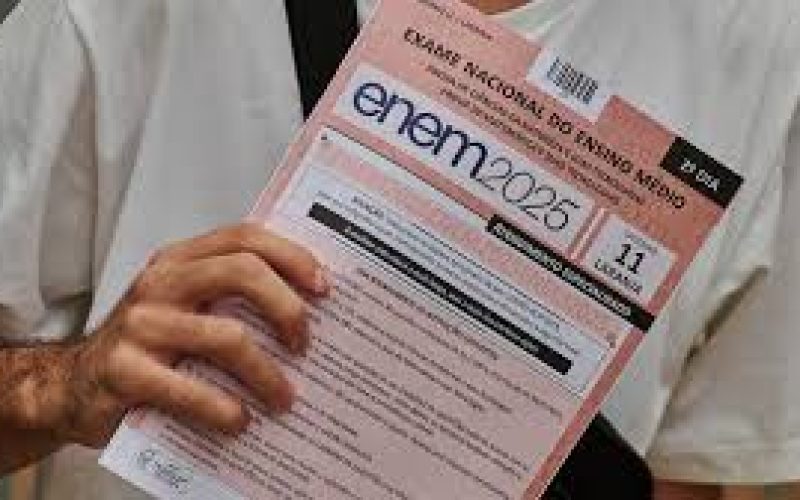 Inep anula três questões do Enem 2025 após suspeita de antecipação e provoca indignação entre candidatos