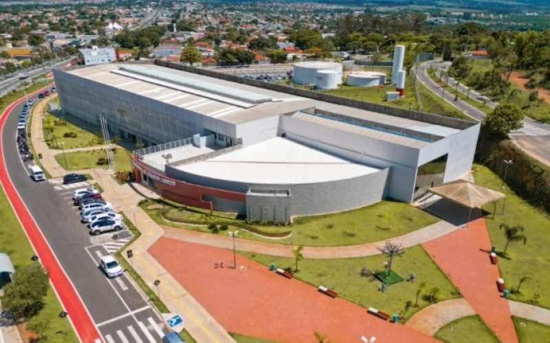 Senador Canedo abre processo seletivo para contratação temporária de professores em 2026