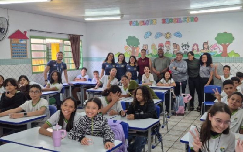 Senador Canedo recebe projeto de robótica IN LAB em escolas da rede municipal
