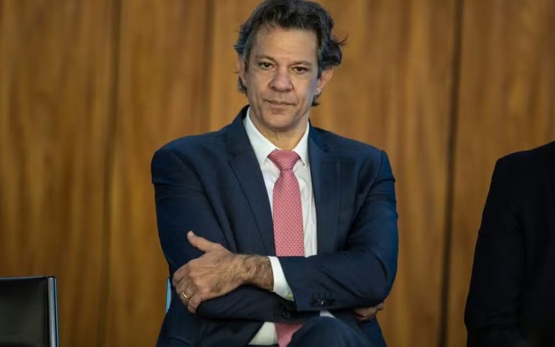 Haddad acusa extrema direita e Eduardo Bolsonaro de interferirem em reunião com Tesouro dos EUA sobre tarifaço.