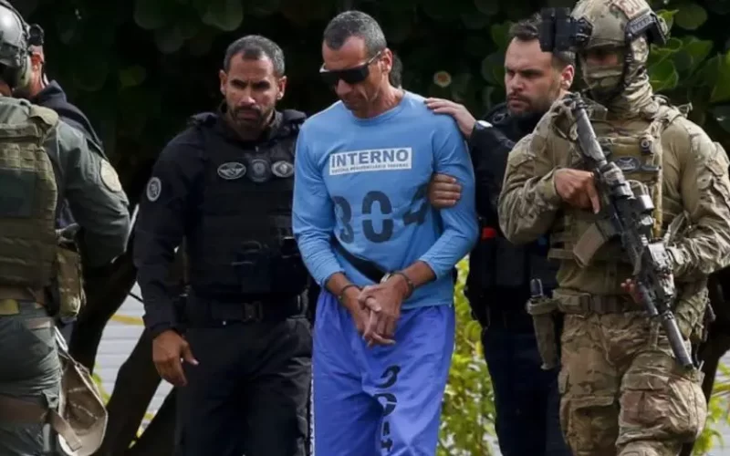 Goiás transfere líderes do PCC e CV para presídios federais e frustra plano de fuga com táticas de guerrilha