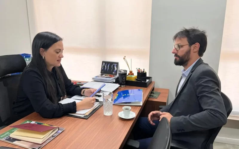 Governo de Goiás abre 150 vagas gratuitas para empresários que querem exportar
