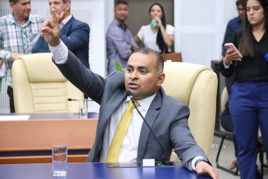 LOA 2025: vereadores propõem 800 emendas; votação será dia 24