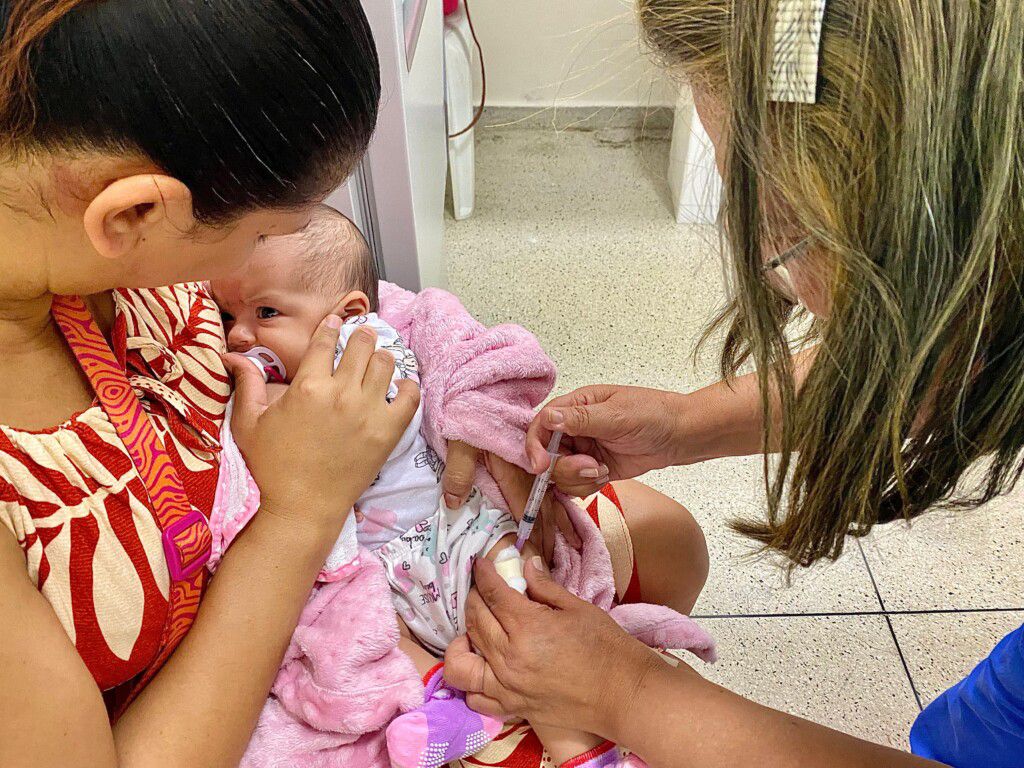 Senador Canedo Lidera Goiás na Implementação do Programa Imuniza Goiás, Fortalecendo a Saúde Pública e o Bem-Estar Social