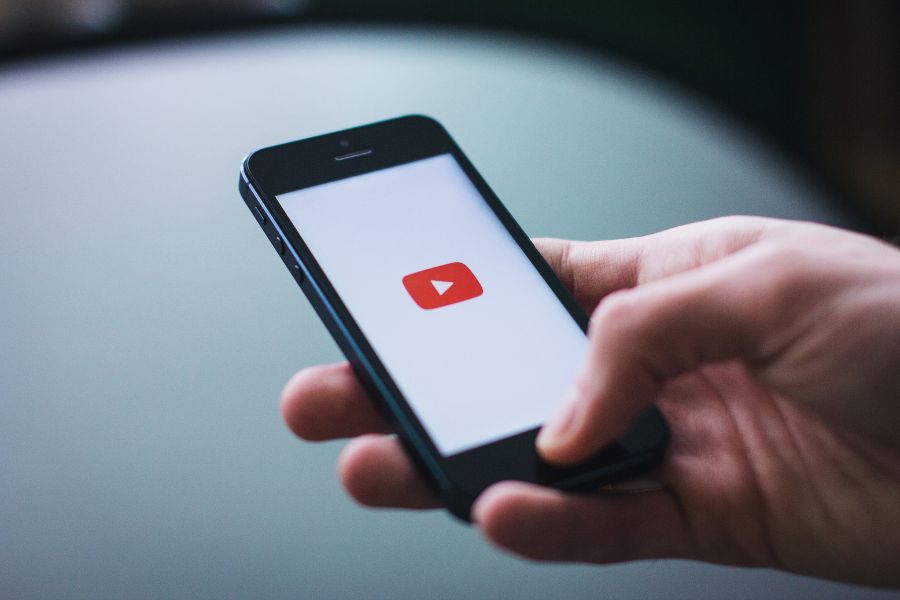 Justiça determina que YouTube adote medidas contra publicidade abusiva infantil em até dois meses