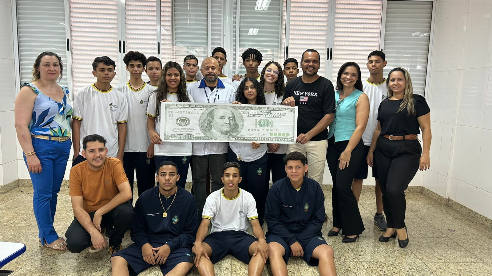 Estudantes de Senador Canedo vencem concurso internacional de criação de site para empresa americana de turismo