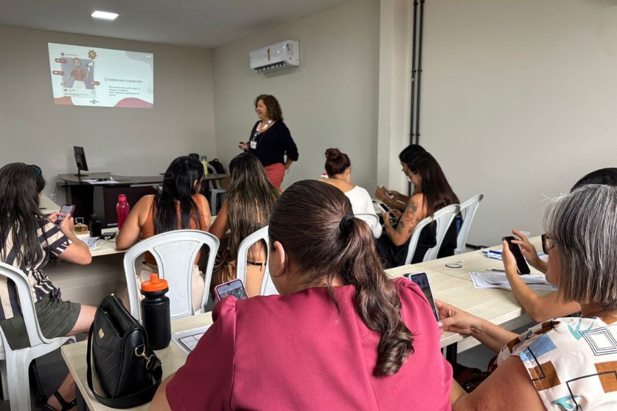 Semana da Mulher Empreendedora oferece capacitação em inteligência artificial e redes sociais em Senador Canedo