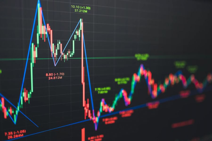 Relatório do Banco Central do Brasil aponta inflação em alta e PIB estagnado