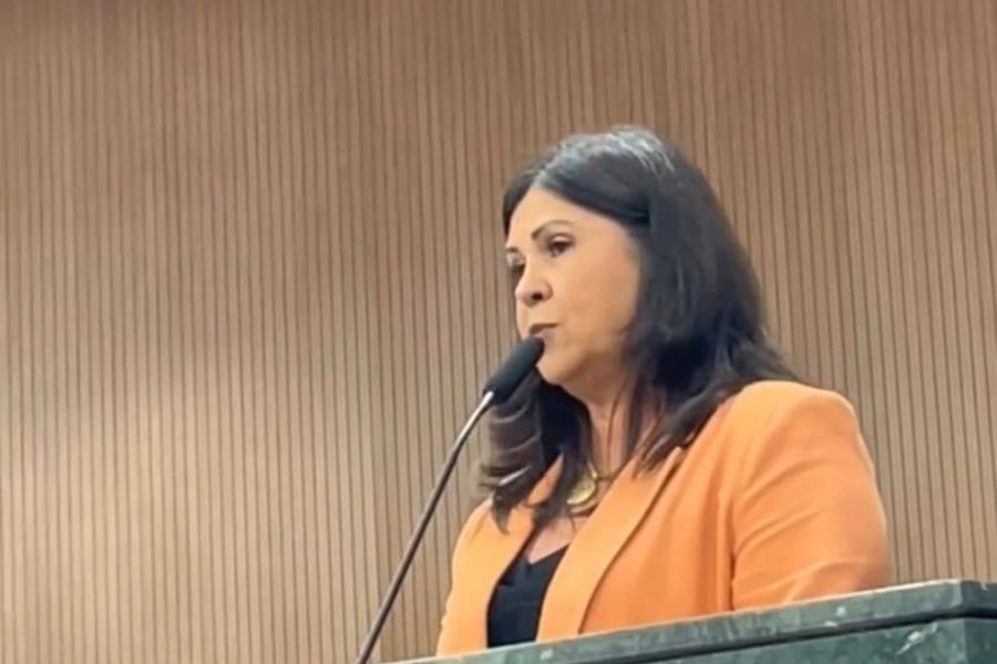 Salma Bahia participa de sessão solene na Alego que celebra o Dia Estadual do Beach Tennis