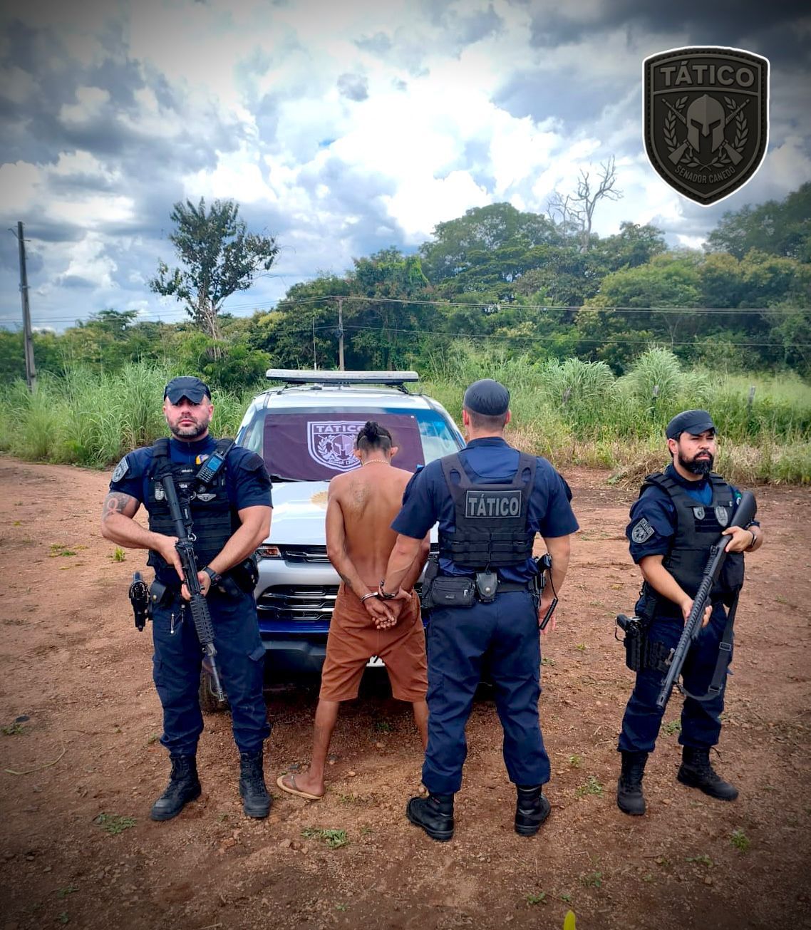 Homem é detido com drogas em área próxima à ferrovia em Senador Canedo