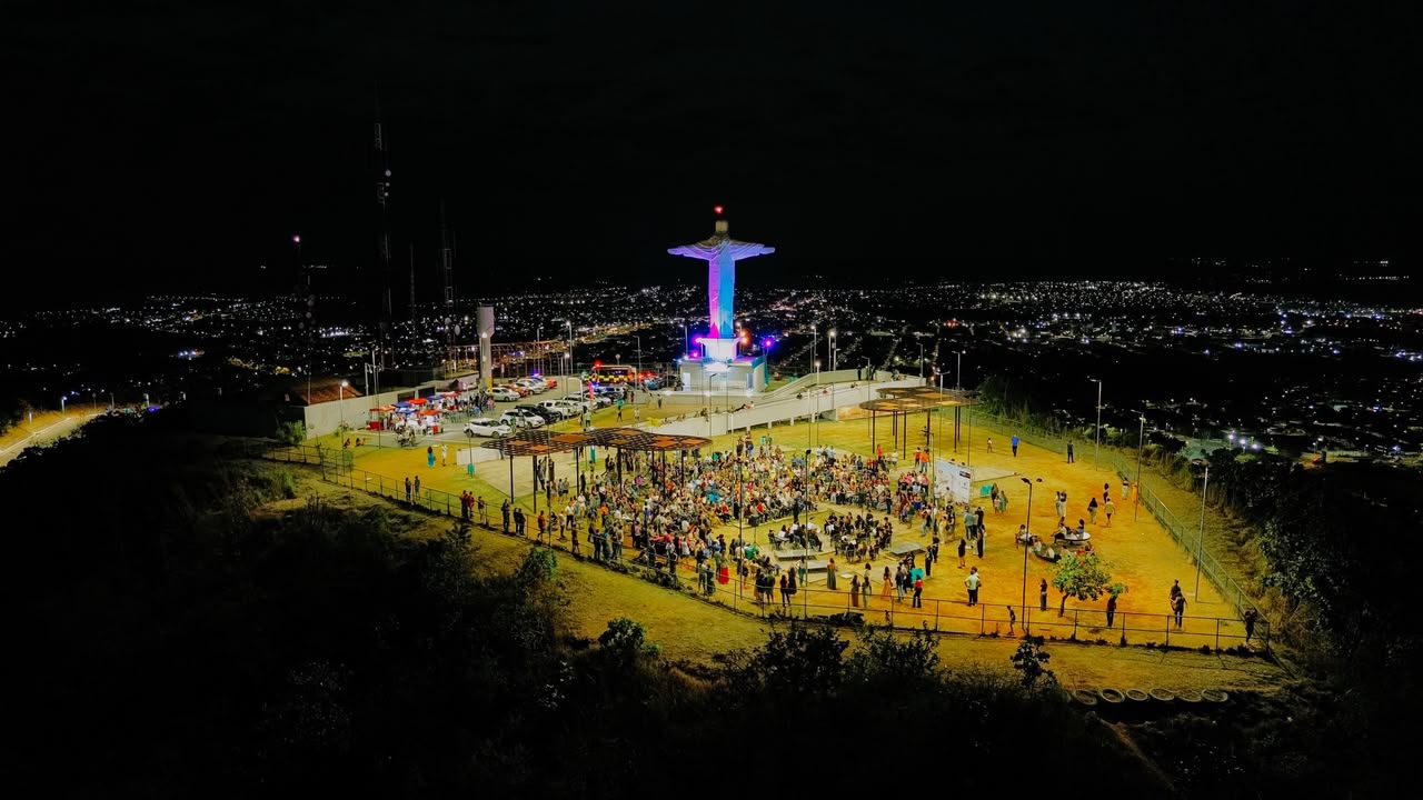 Música e pôr do sol: Cristo in Concert volta ao Morro do Cristo no dia 26