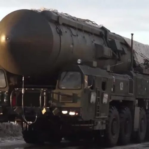 Rússia realiza exercícios com mísseis intercontinentais Yars em meio a negociações de cessar-fogo